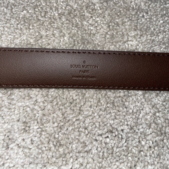 Louis Vuitton LV Initiales 25mm
Belt Damier 90 - Picture 12 of 12